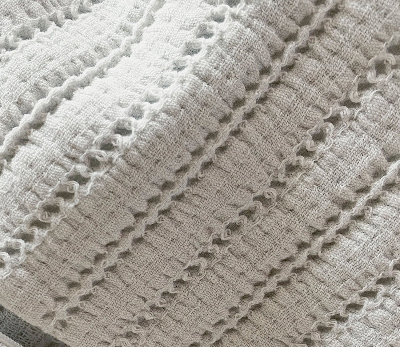 Dr. Weil Ridgeback Coverlet
