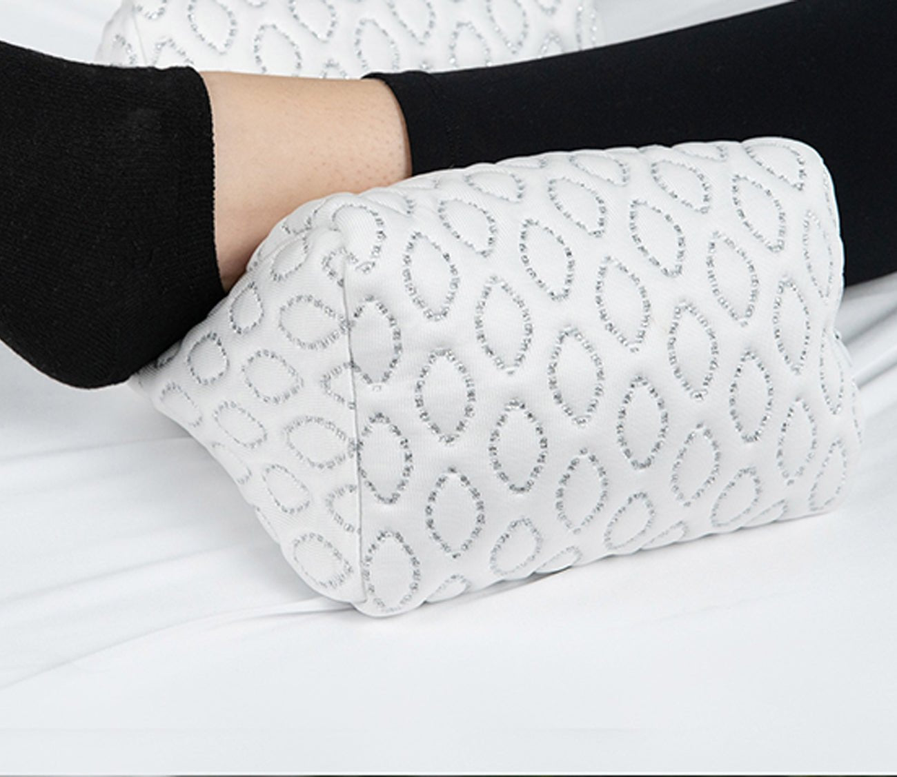 Bedgear Knee Support Pillow